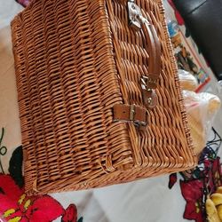 Picnic Basket 