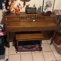Old Piano Baldwin Antique 