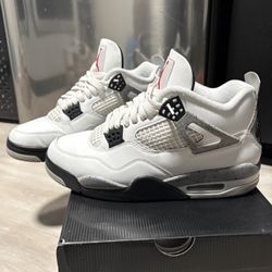 Jordan 4 Retro 