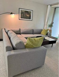 Neat sectional