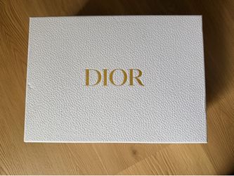 Dior gift box