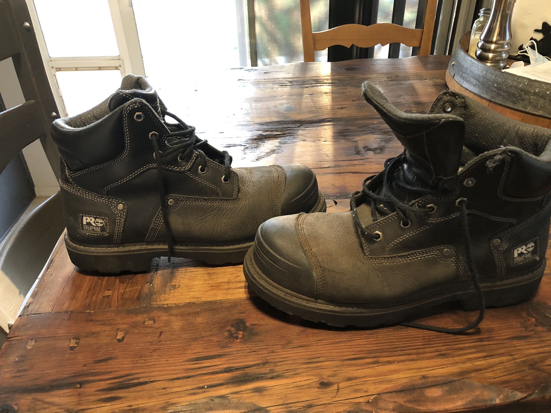 Men’s Timberland steel toe boots