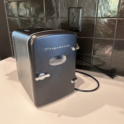 Frigidaire Mini Fridge