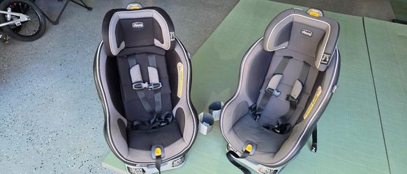 Chicco NextFit Zip Convertible Car Seats
