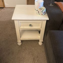 Set Of 2 Coffee Tables