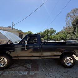 1993 Ford F250 Regular Cab · Long Bed
