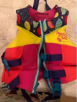 Child life jacket