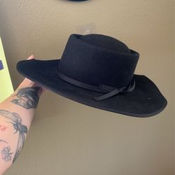 Brooklyn Hat Co—Black Flat Brim Felt Hat