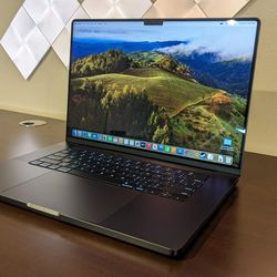 Macbook Pro 16” M3 - 36GB