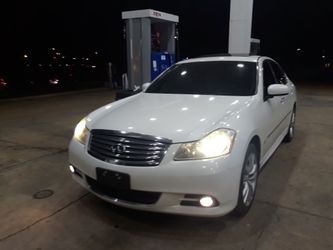 2008 Infiniti m35 (fully loaded)