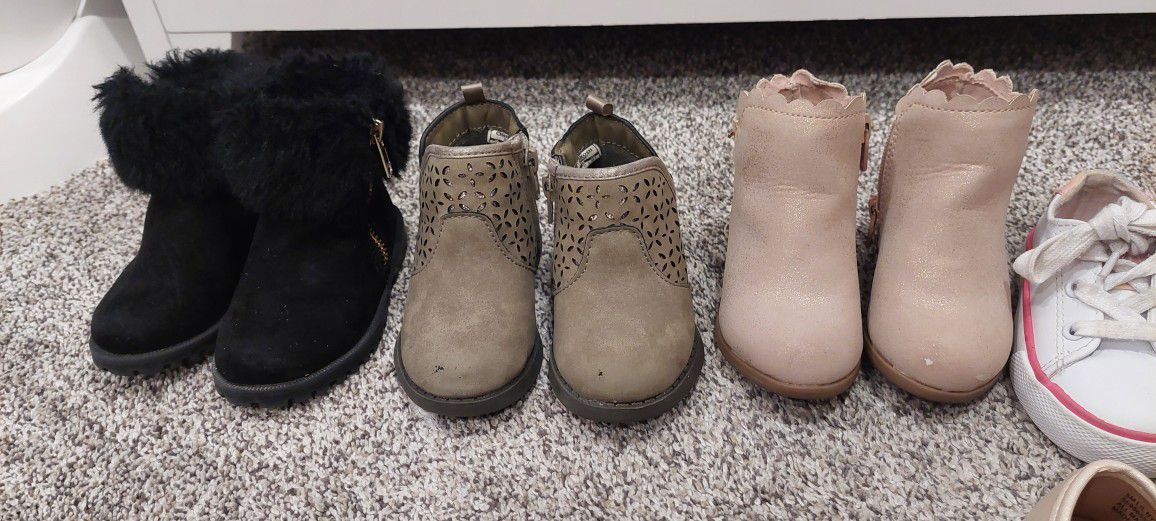Toddler Size 5 Boots