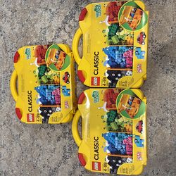 LEGO Classic Creative Suitcase 10713 - Includes Sorting Storage Organizer Case with Fun Colorful Building Bricks, Preschool Learning Toy for Kids