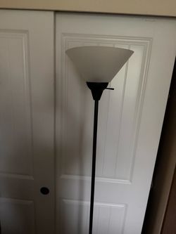 Floor lamp