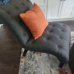 Slipper Chair 