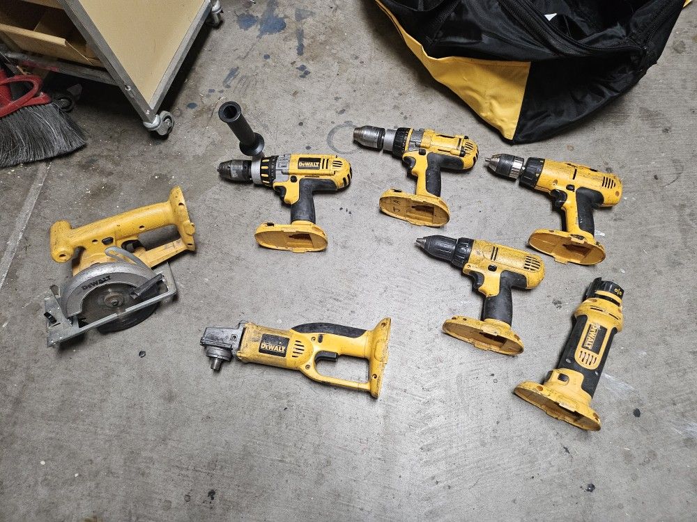 Dewalt Duffle Bag Boy Combo Kit!!!