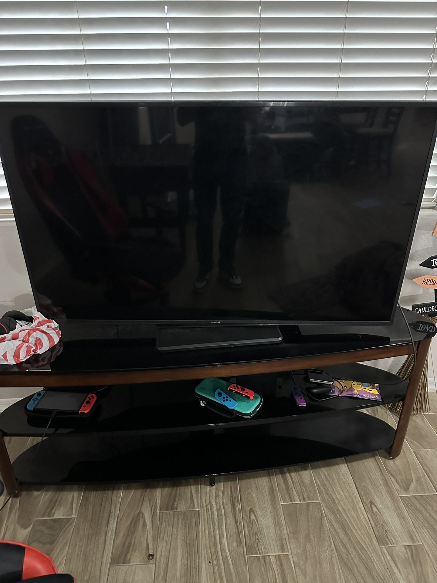 Samsung 55” TV 