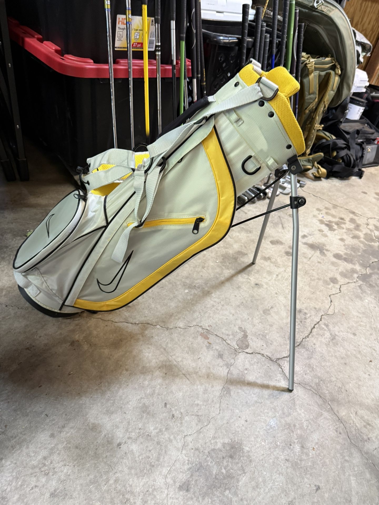 Kids Nike Golf Stand Bag (Rare)