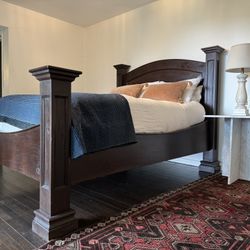 Solid Wood Queen Bed 