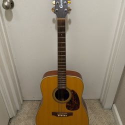 Crafters Acoustic Guitar With Heavy Duty Case