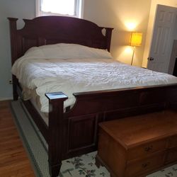 California King Bed Frame With Mattress & Boxspring0