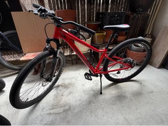 Cannondale Trail 24 Rally Red Bike.