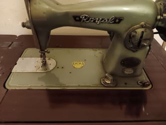 Royal  Sewing machine