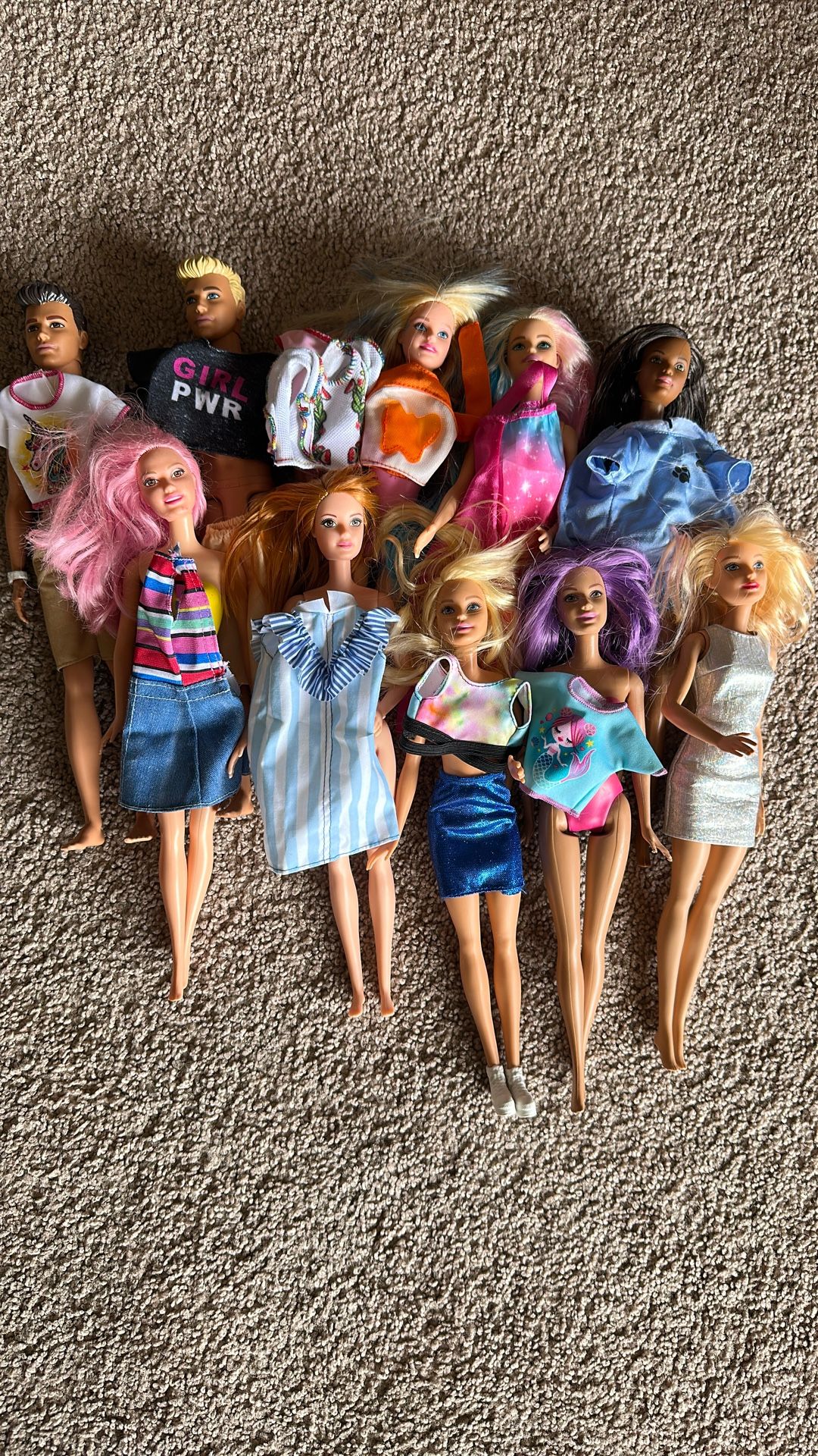 Barbie Dolls And 2 Kens