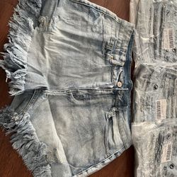Women's Ripped Denim Shorts Mid Rise Summer Hot Raw Hem Casual Jean Shorts