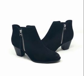NEW Vionic Ankle Boot Women's Size 7