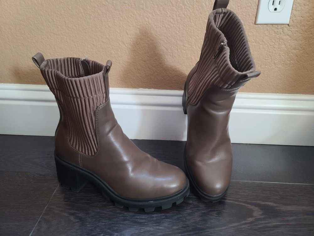Waterproof Military Green Boots.
