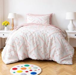 Brand new Sealed Pink Bedding Set, 5-Piece Twin