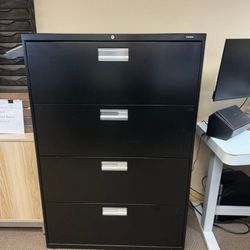 HON Lateral 4 Drawer File Cabinet (With Key)