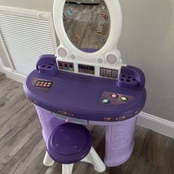 Toddler Vanity 