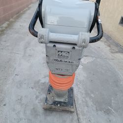 Mi Kasa Compactor MTX-70 Low Hours Powered By Honda GxR120