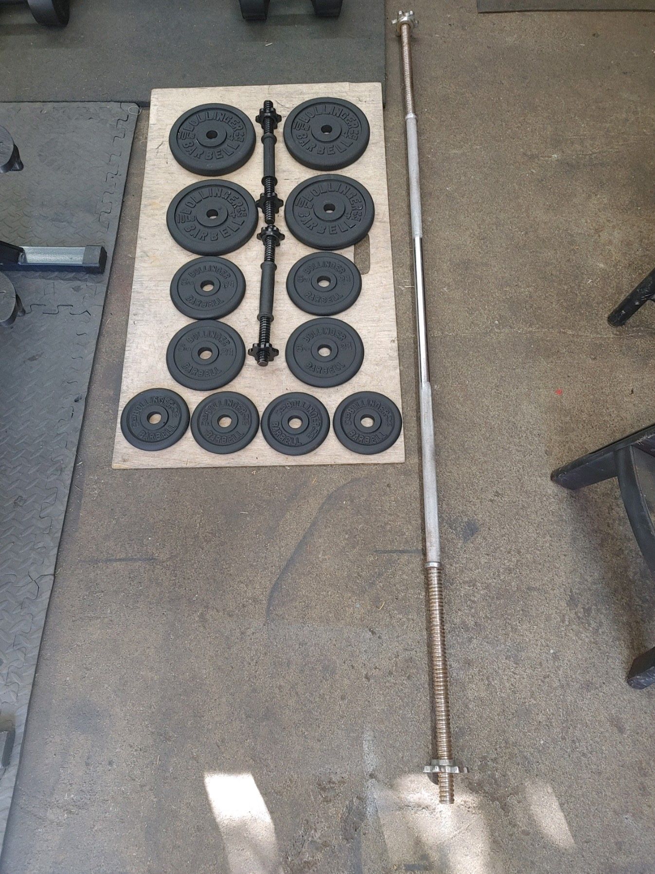 Dumbbells And Weights Vary Clean