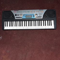 Yamaha Keyboard 