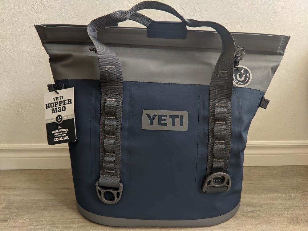 YETI Soft Cooler Tote, Hopper M30