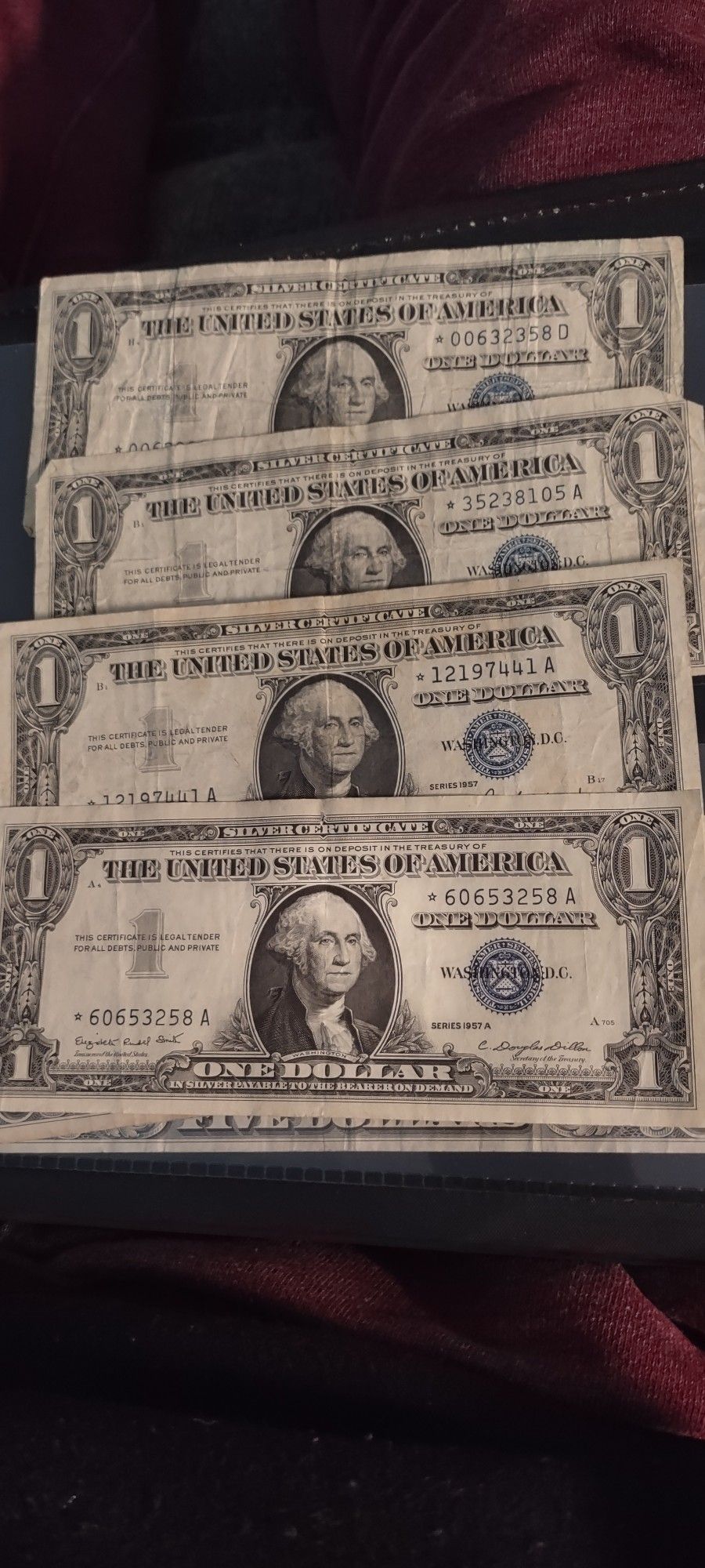 Four One Dollar Bills Silver Certificate With ⭐⭐⭐⭐