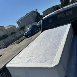 TWIN METAL BOX SPRING SIZE 38” X 74” MADE STRONG