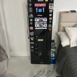 Cool, safe box