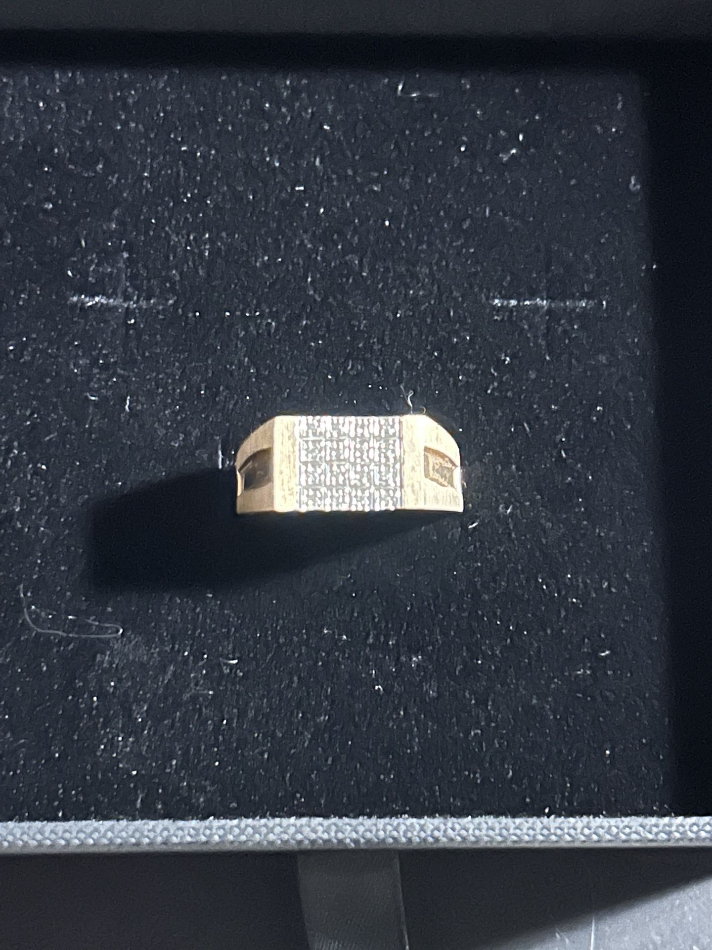 10k Gold Ring Size 10.5 4.2 Grams 