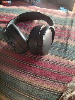 Skullcandy crusher head phones