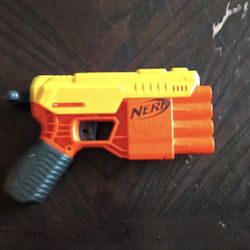 Nerf Alpha Strike Fang QS-4