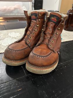 Thorogood safety boots size 9.5 EE $80
