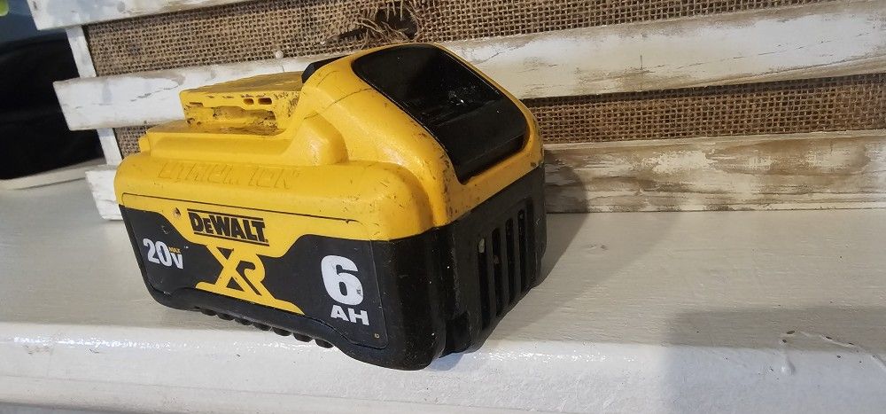 20v Max Xr 6ah Genuine Battery Working Great Fixed Price