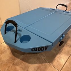 Cuddy 40 Quart Floating Cooler