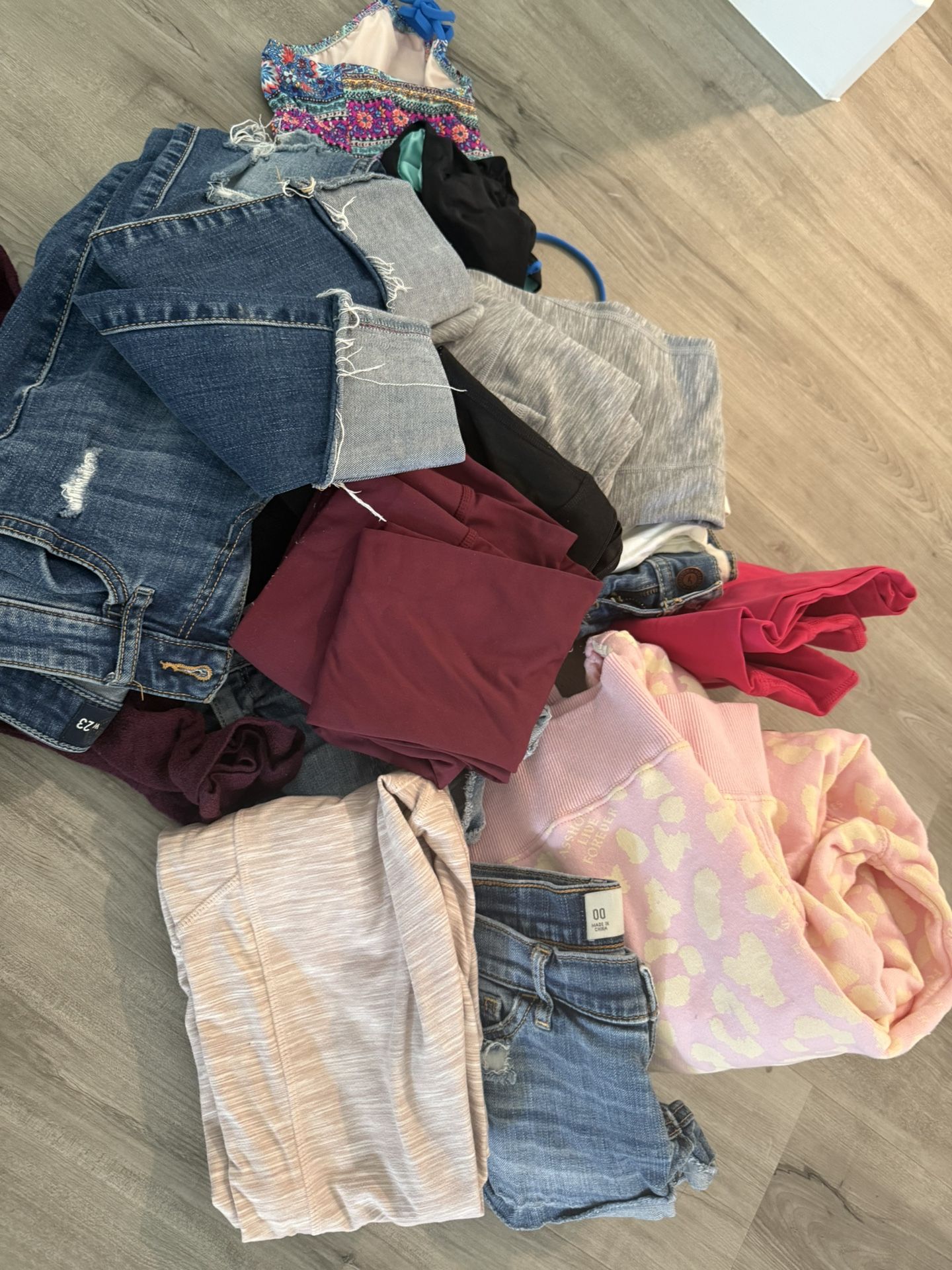 Random Bag Of Women’s Clothes