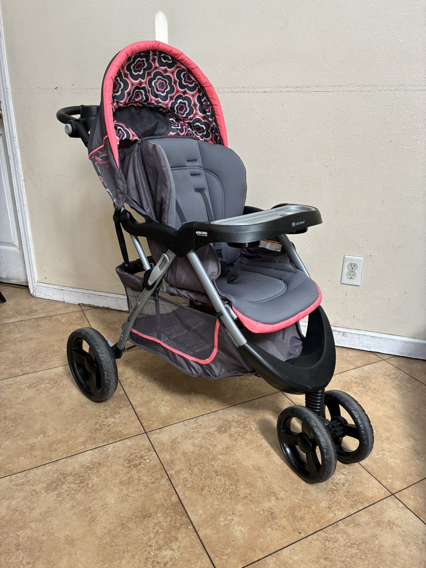Baby Trend Nexton Stroller. Excellent Condition
