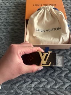 Reversible Louis Vuitton belt