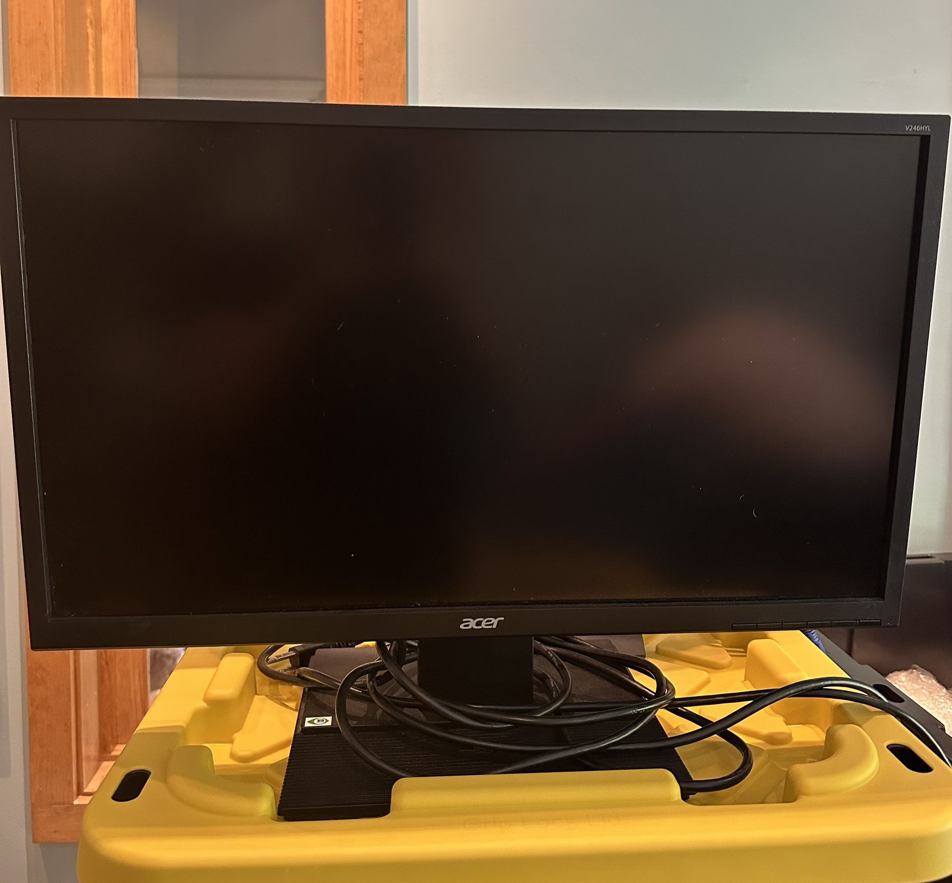 Monitors 3 Available